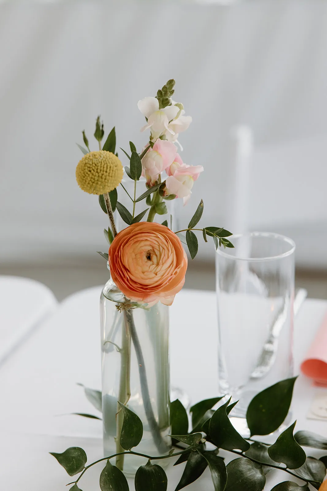 Real Poppy wedding — Jaclyn + Tejas at London Town & Gardens