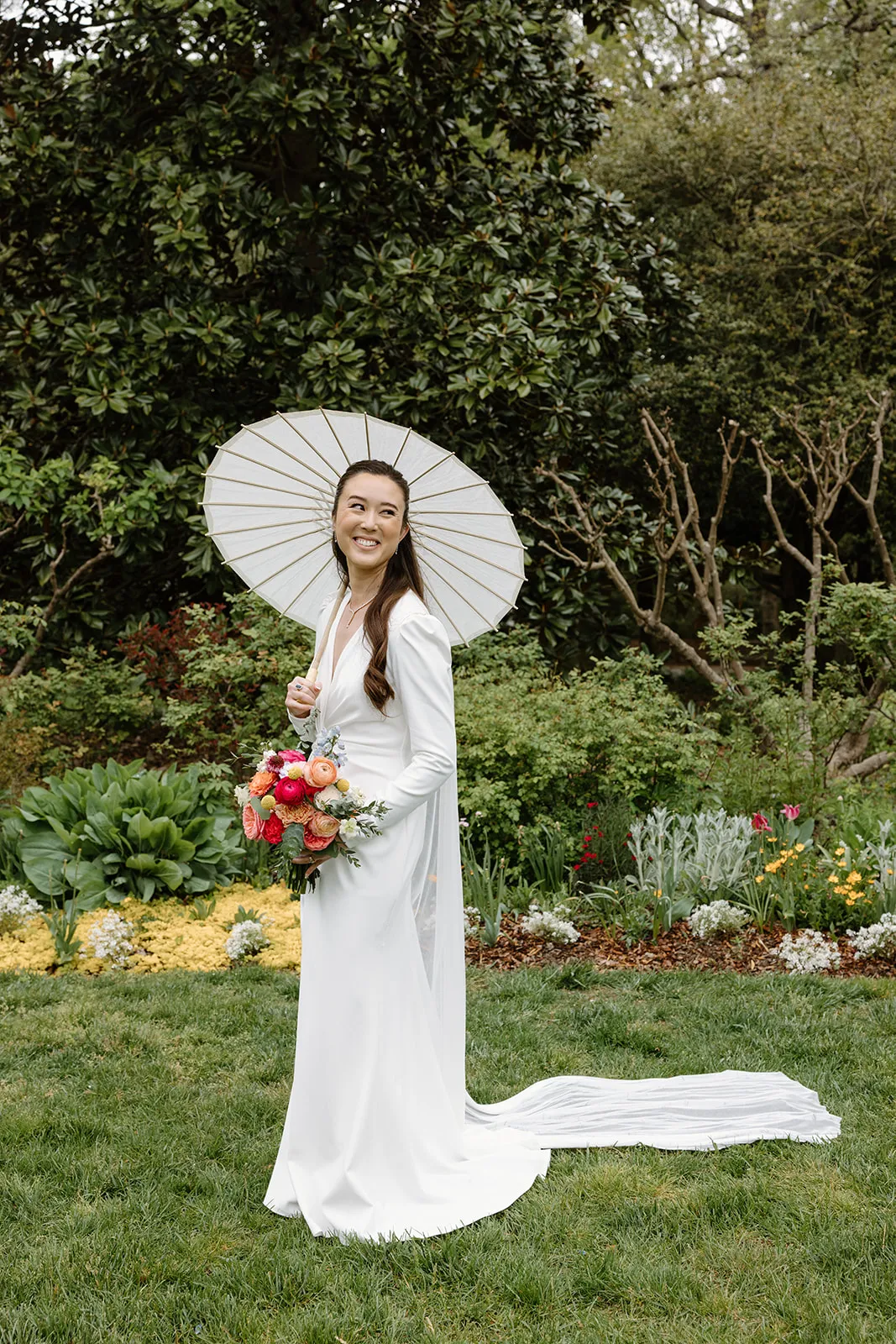 Real Poppy wedding — Jaclyn + Tejas at London Town & Gardens