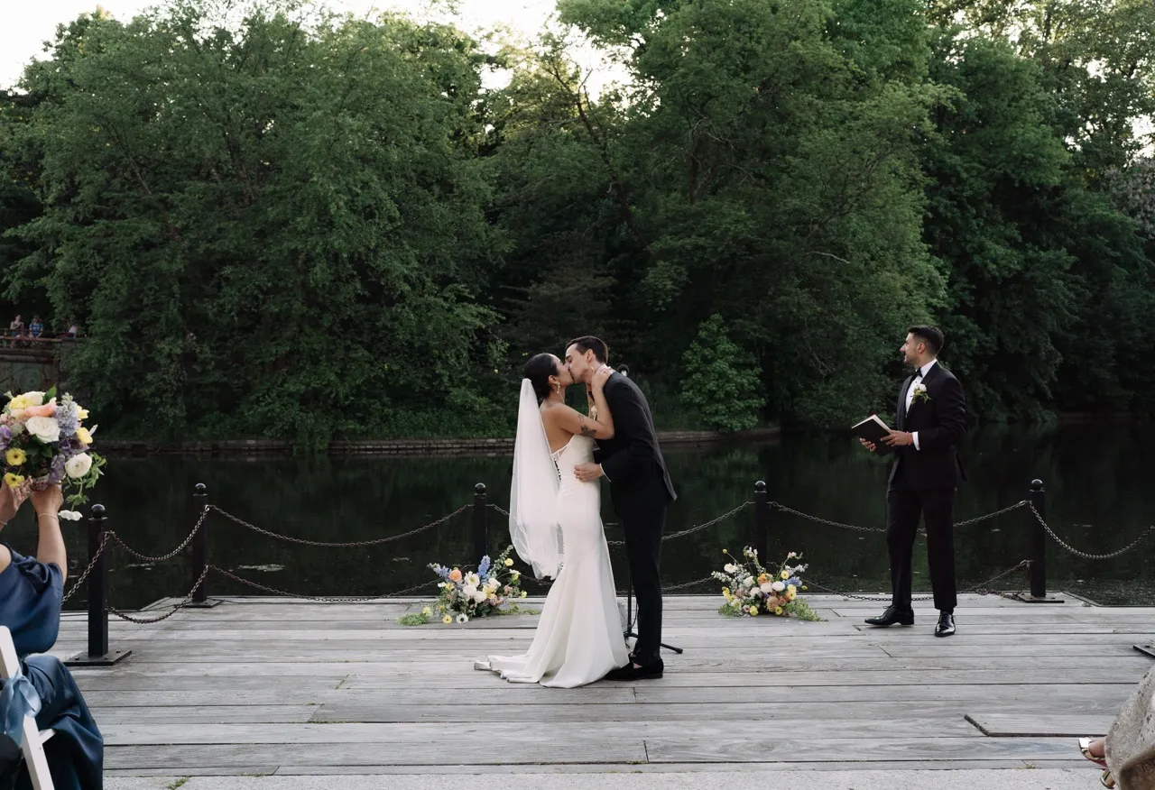 Real Poppy wedding — Hanna + Harold at Prospect Park Boathouse