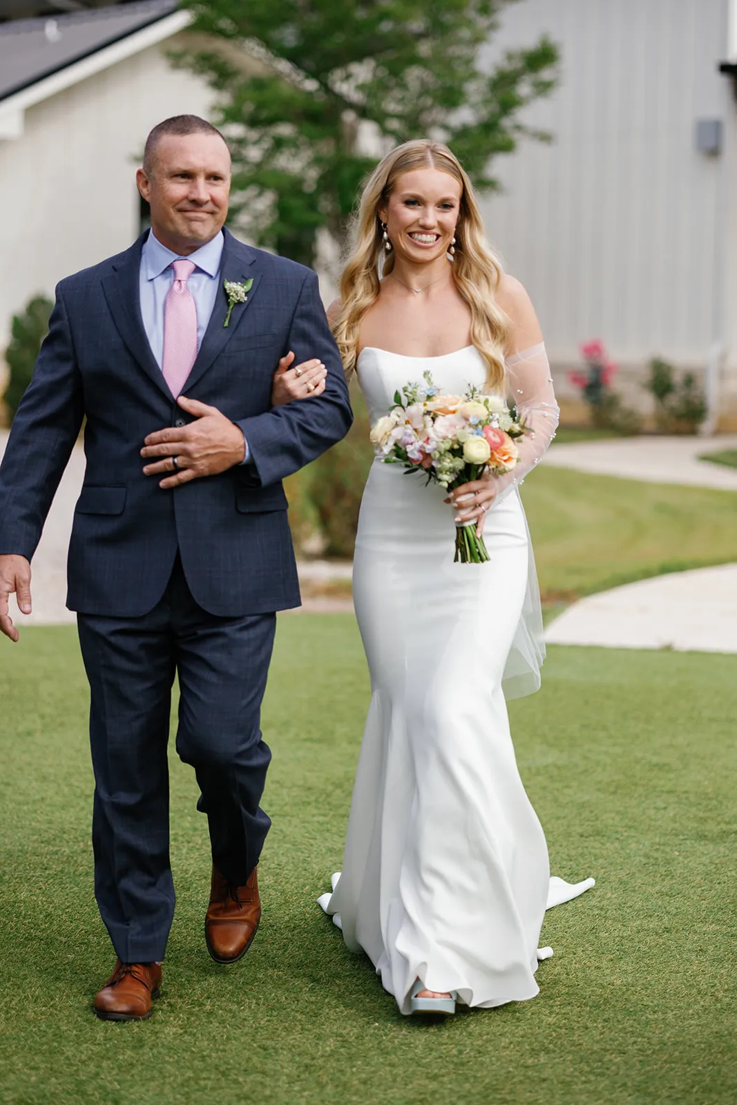 Real Poppy wedding — Riley + Isaiah at Bella Cavalli Events