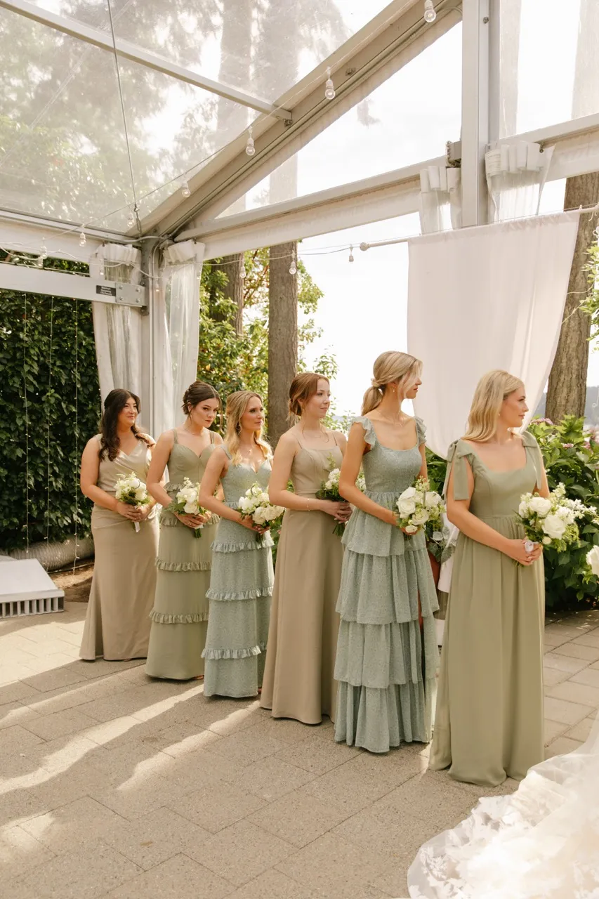 Real Poppy wedding — Lauren + Sam at Manor House