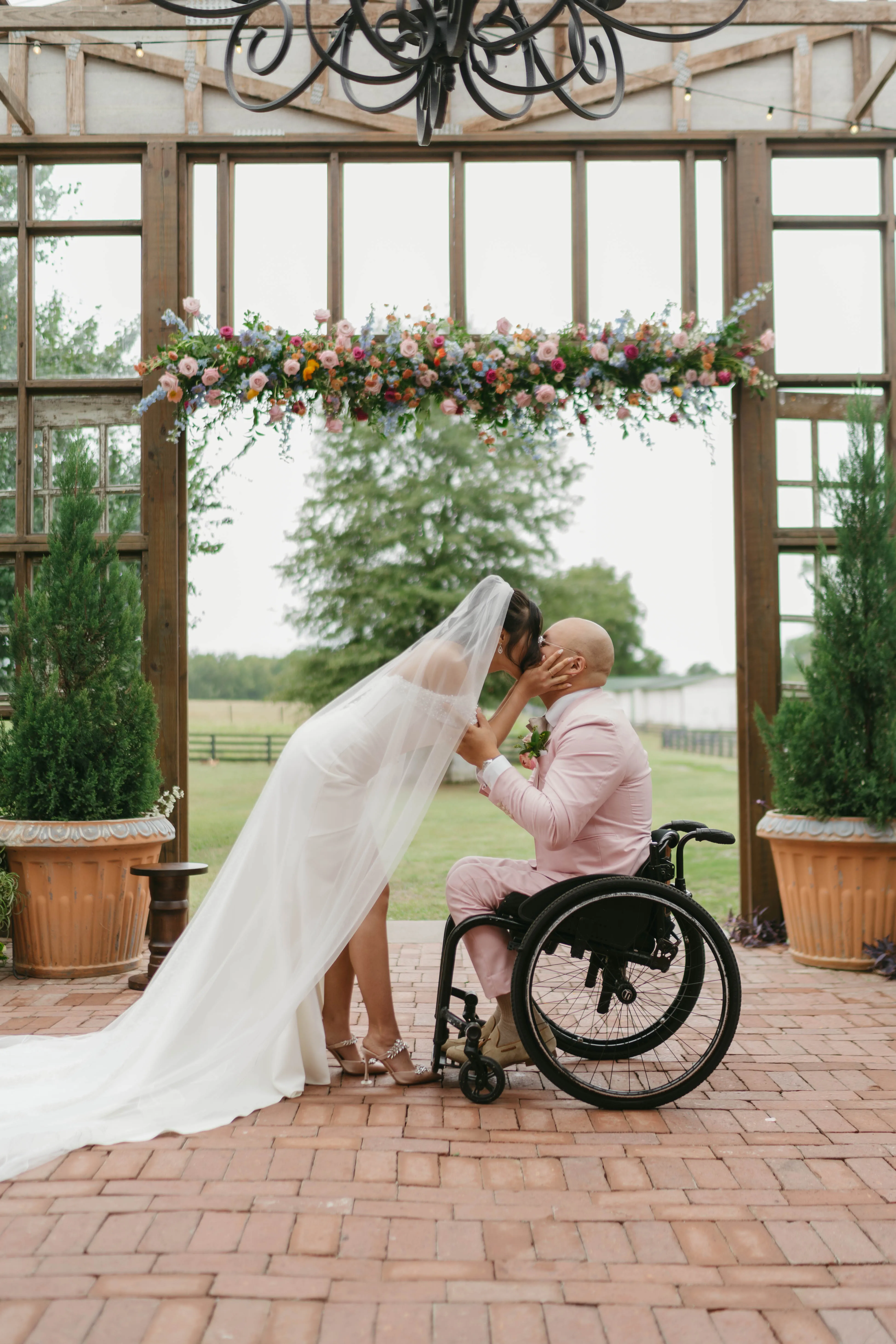 Real Poppy wedding — Jenny + Sean at Wild Daisy Farm