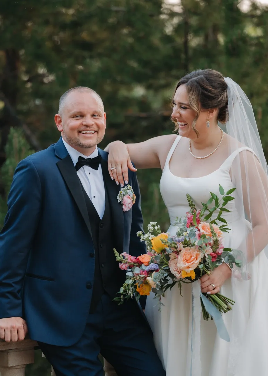Real Poppy wedding — Sarah + Steve at Grant-Humphrey's Mansion