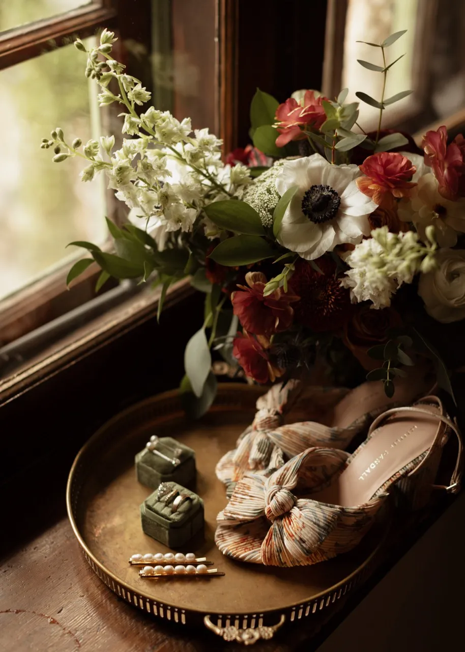 Real Poppy wedding — Julia + Graham at Willowdale Estate