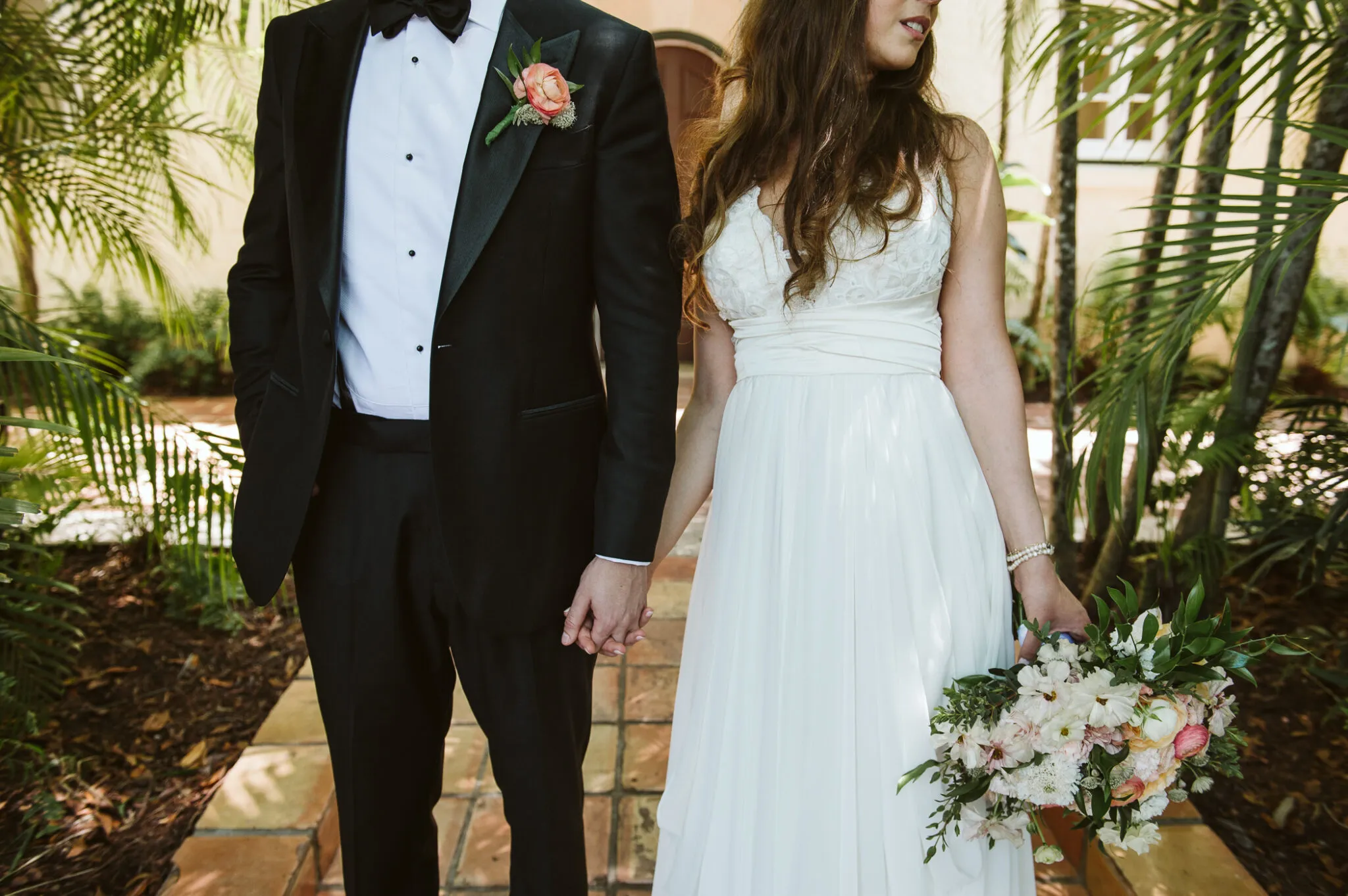 Real Poppy wedding — Damla + Rob at Villa Woodbine