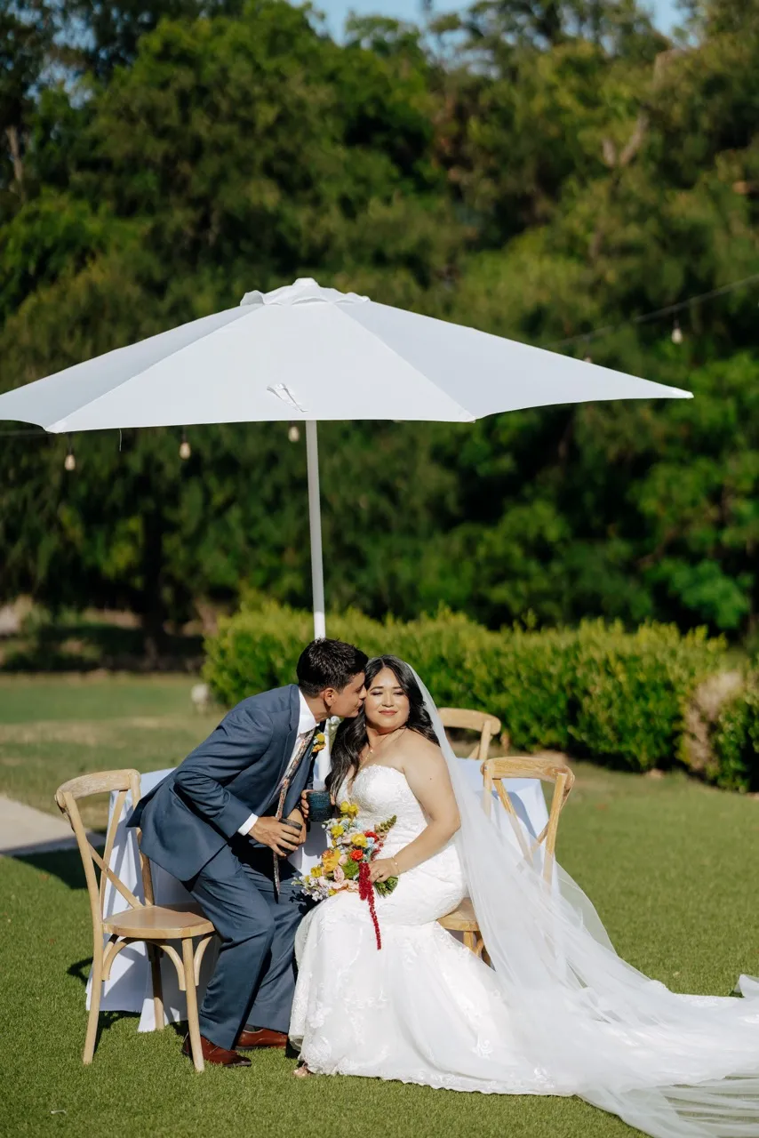 Real Poppy wedding — Alexis + Dante at Old Bethany