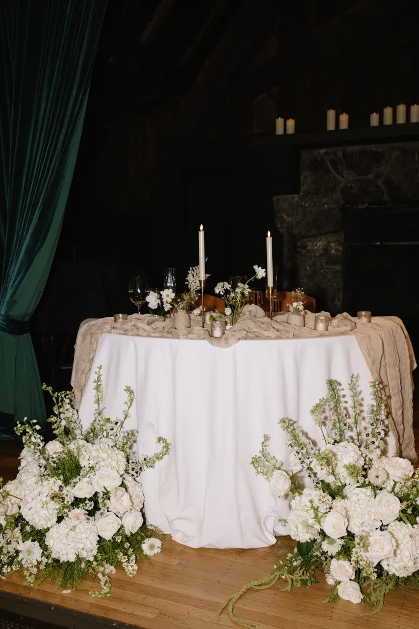 Real Poppy wedding — Anna + Zack at Old Mill Park Amphitheater