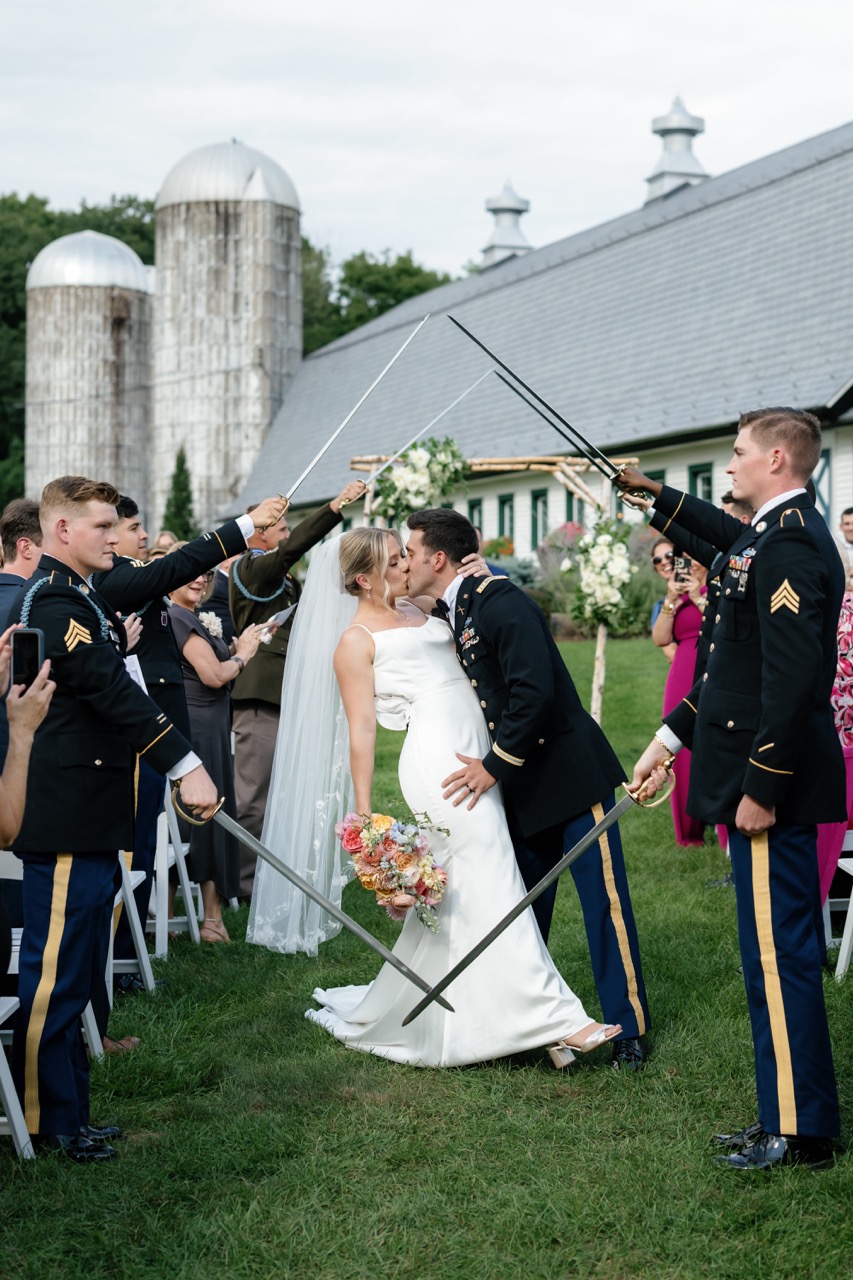 Real Poppy wedding — Anna + Dylan at Perona Farms