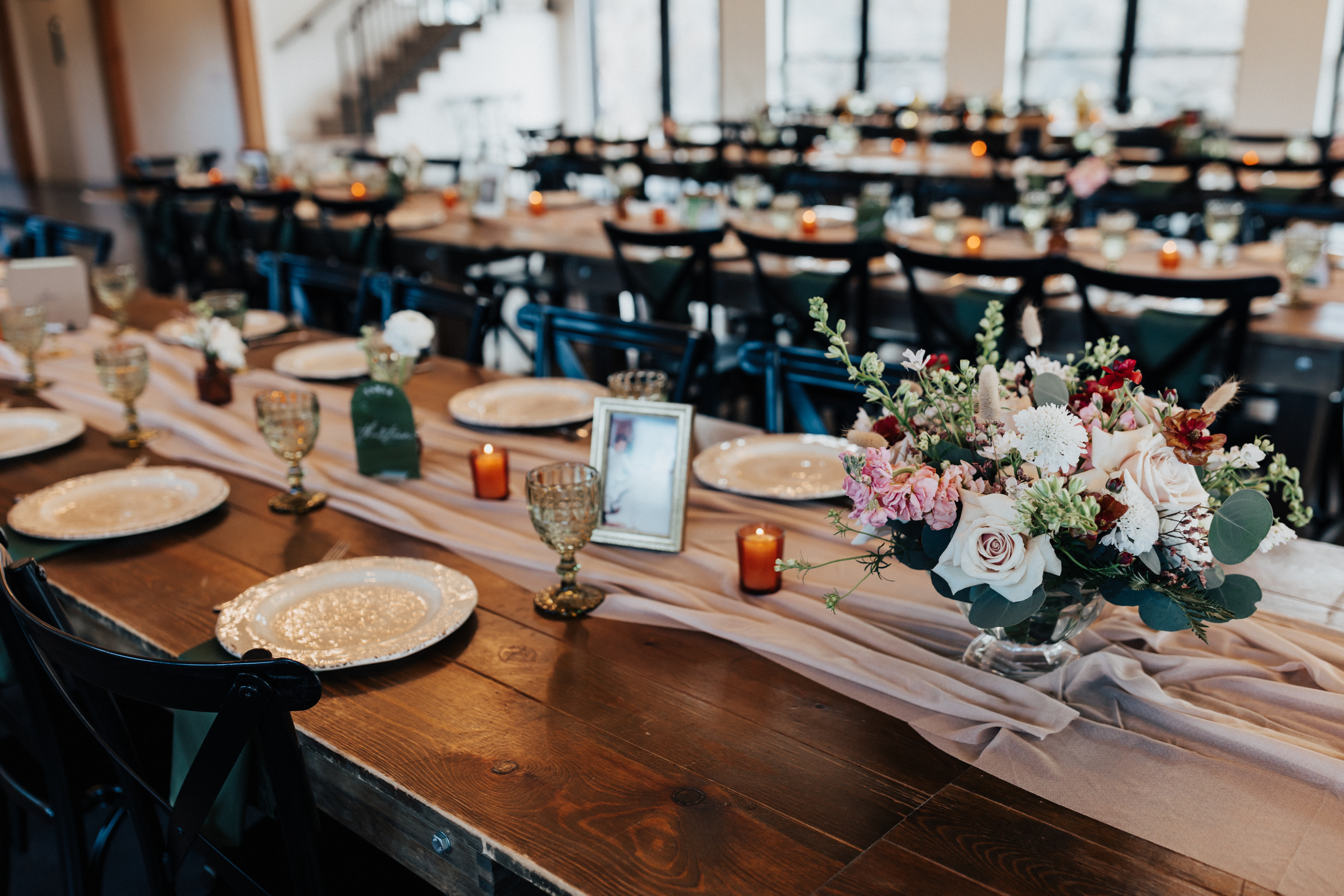 Real Poppy wedding — Taylor + Grayson at North Star Gatherings