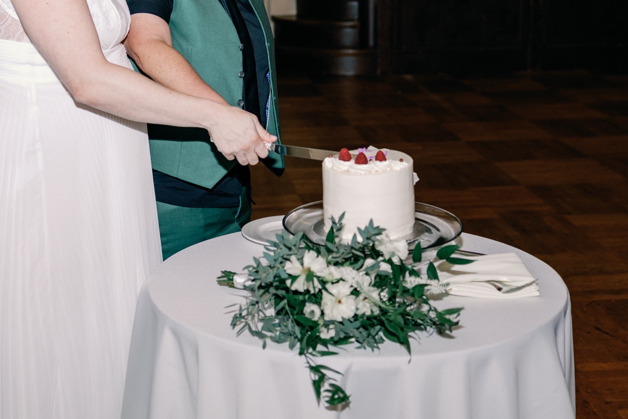 Real Poppy wedding — Leslie + Lindsay at Berkeley City Club