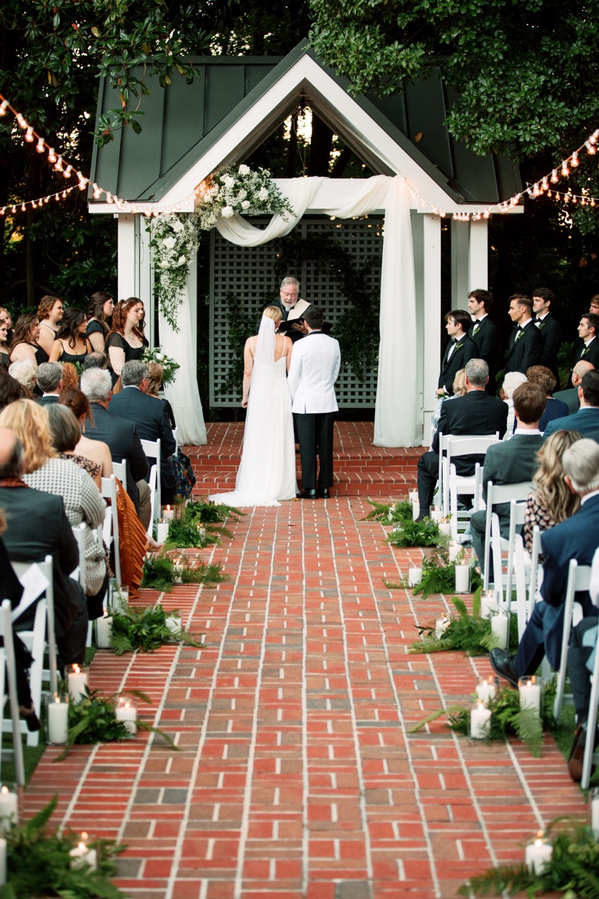 Real Poppy wedding — Ripley + Ben at Flint Hill