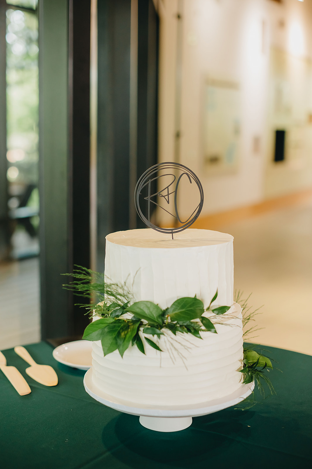 Real Poppy wedding — Carli + Riley at Trinity River Audubon Center