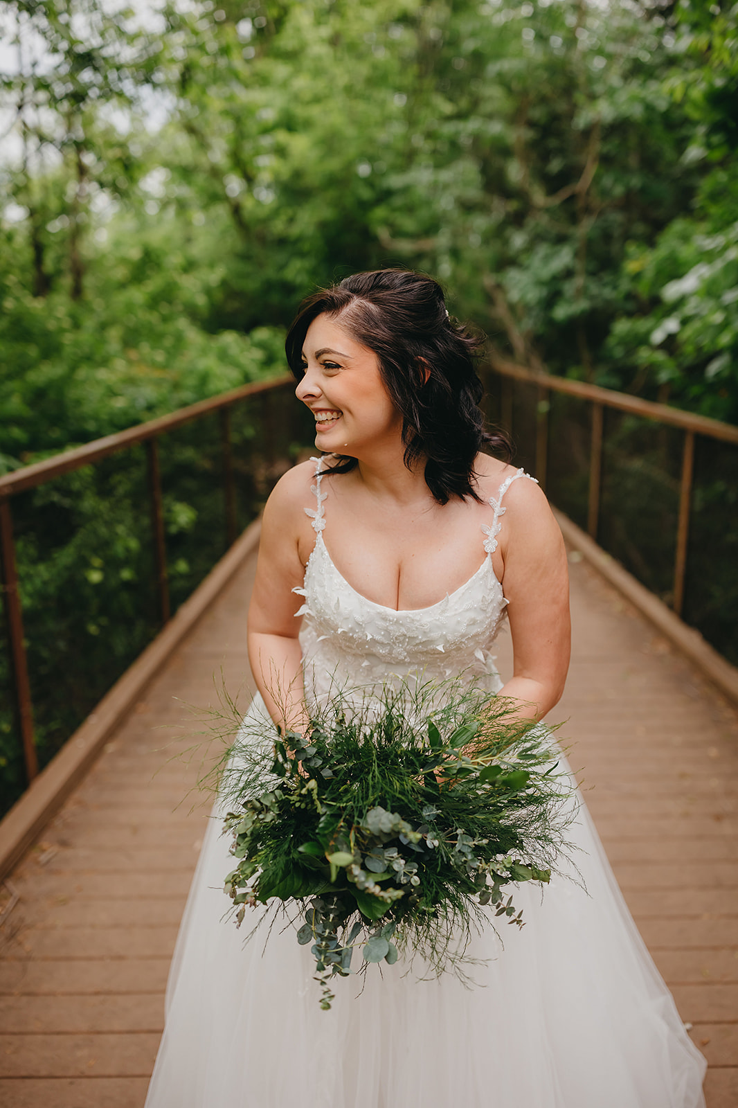 Real Poppy wedding — Carli + Riley at Trinity River Audubon Center