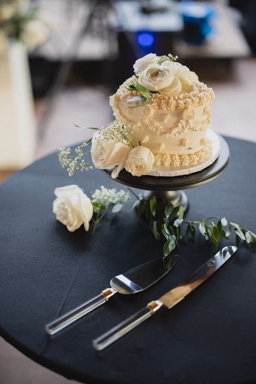 Real Poppy wedding — Christine + Tony at Alpine Resort