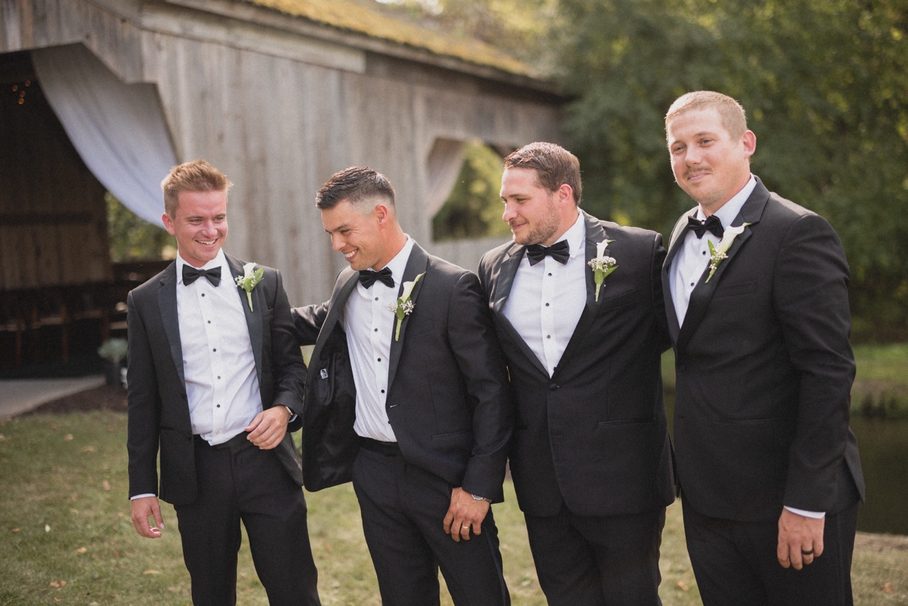 Real Poppy wedding — Christine + Tony at Alpine Resort