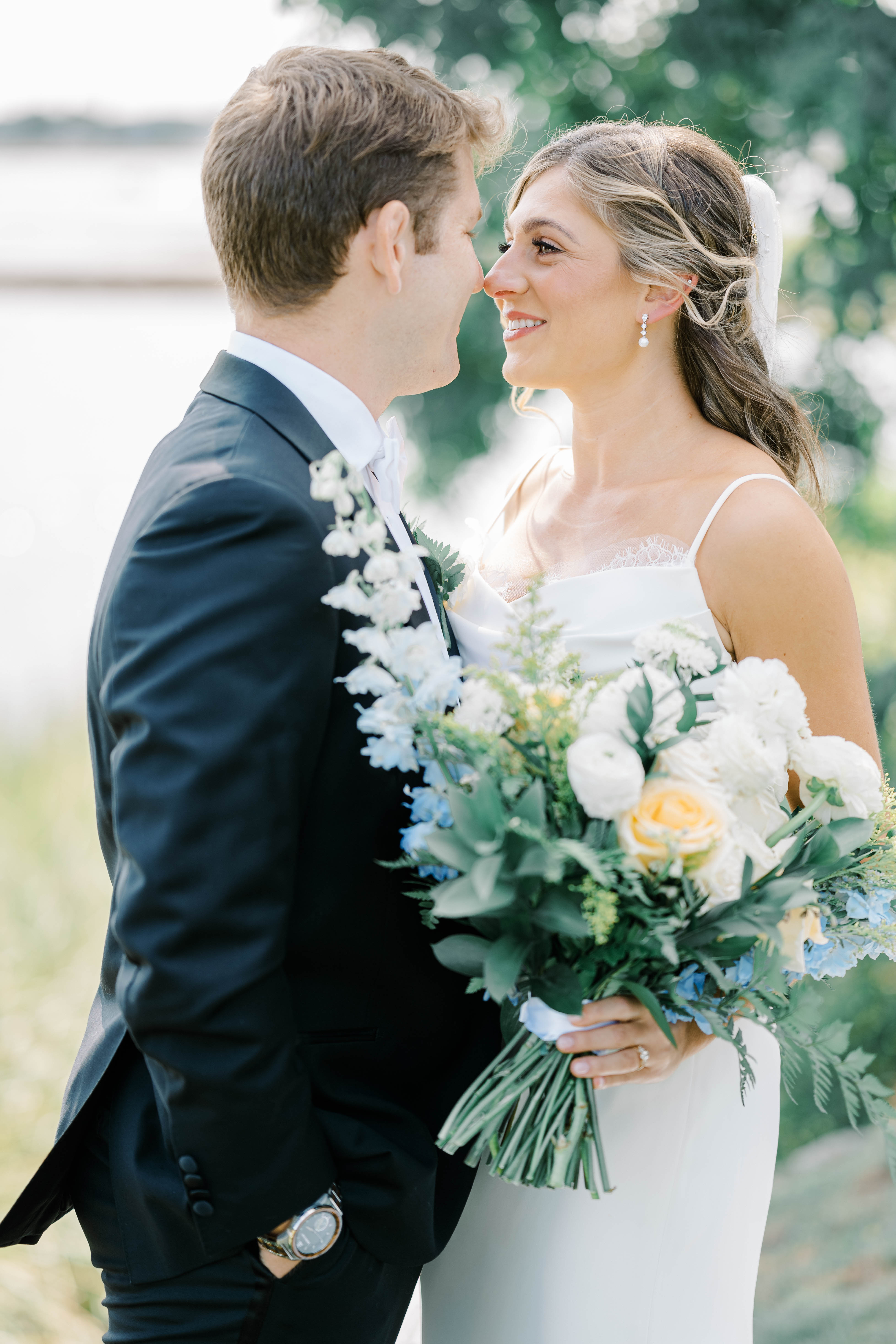 Real Poppy wedding — Anna + Joe at The Inn at Longshore