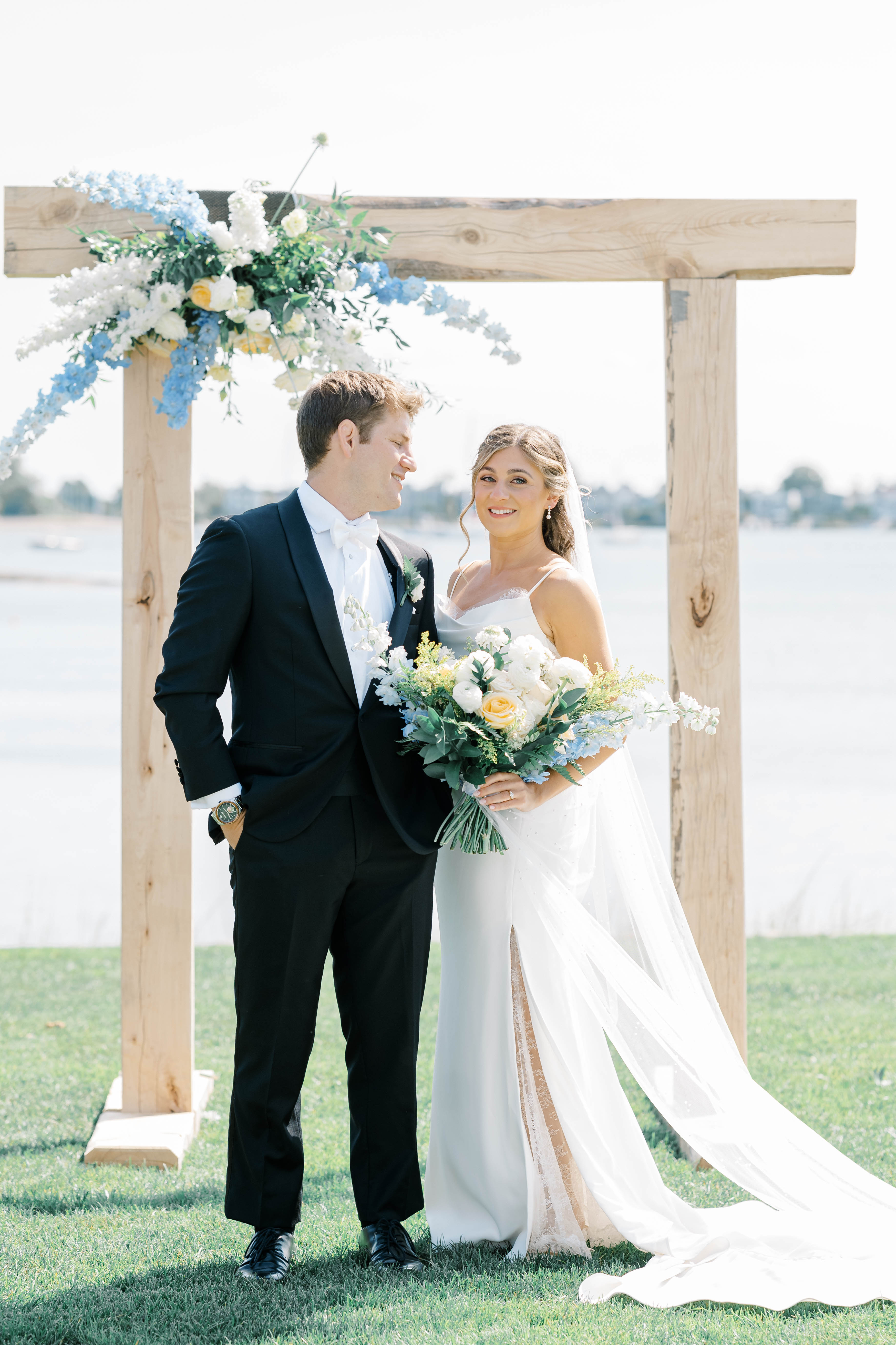 Real Poppy wedding — Anna + Joe at The Inn at Longshore