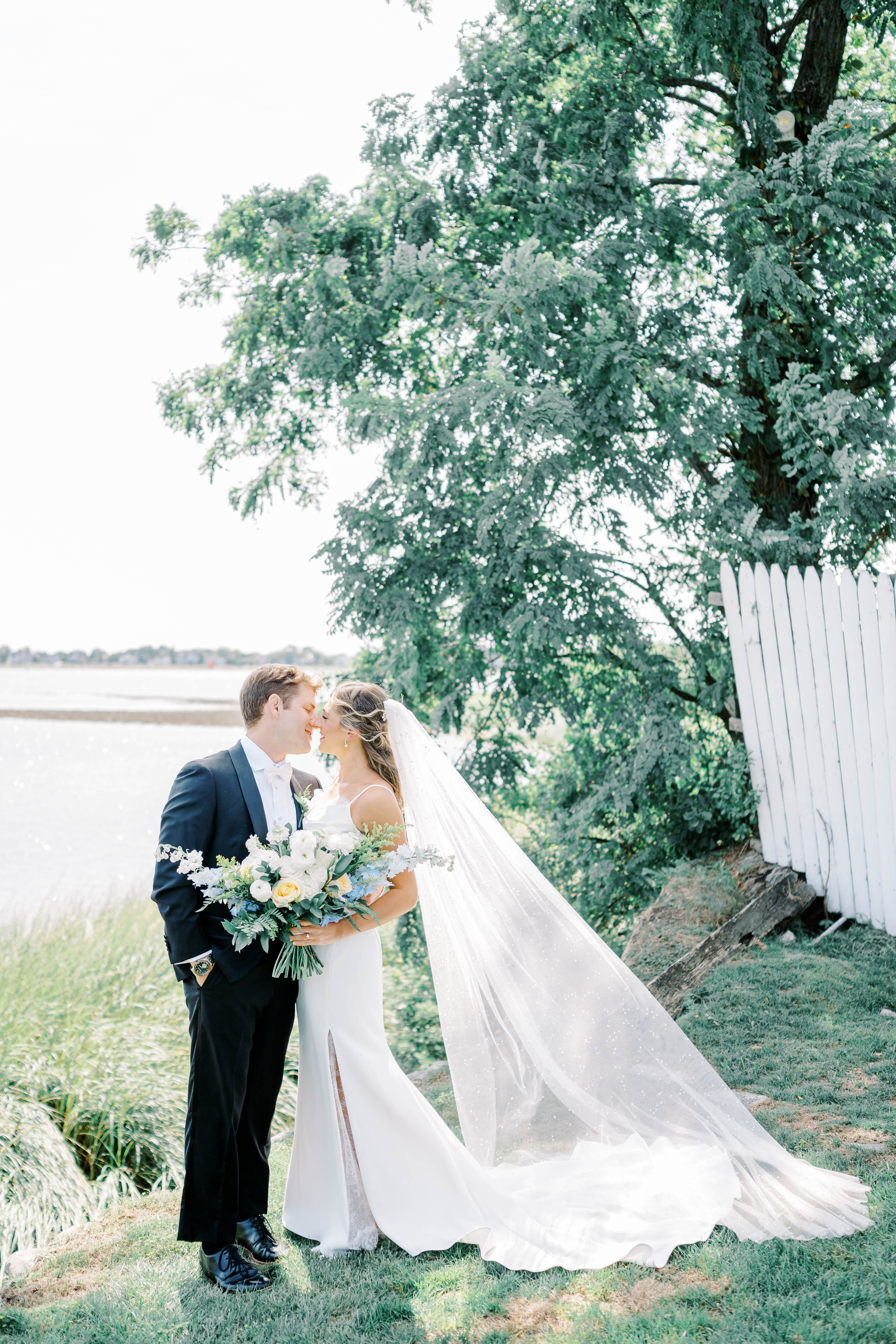 Real Poppy wedding — Anna + Joe at The Inn at Longshore