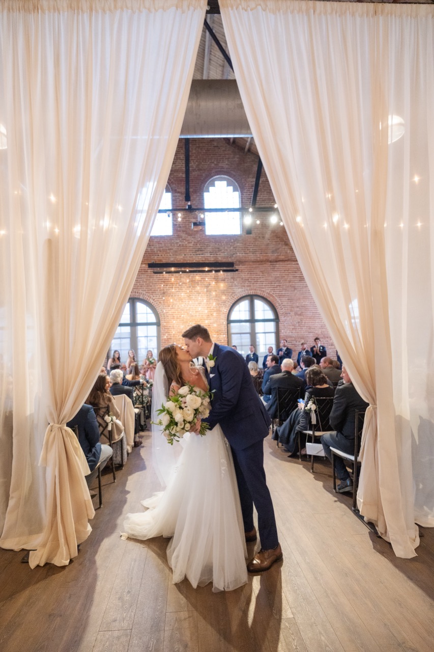 Real Poppy wedding — Angela + Jonathan at The L
