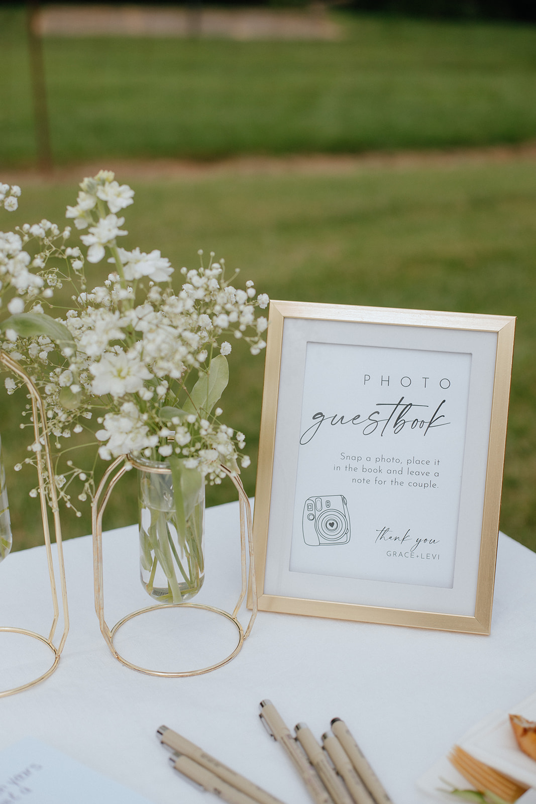 Real Poppy wedding — Grace + Levi