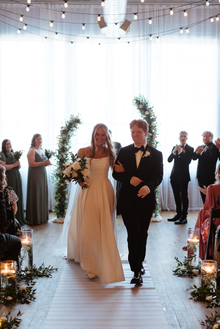 Real Poppy wedding — Chloe + Joey at The Everly