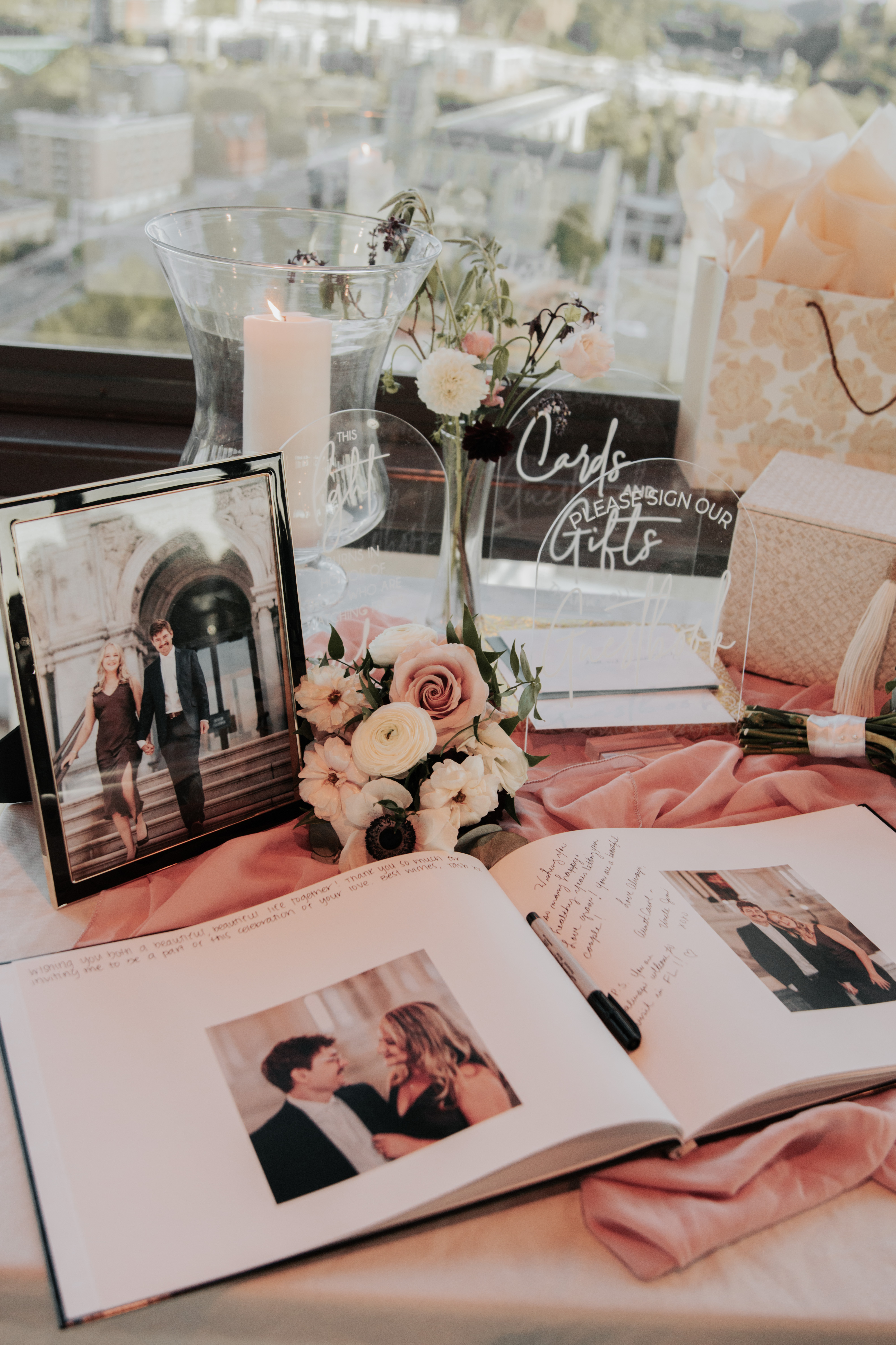Real Poppy wedding — Savannah + Scott at Sunsphere Events