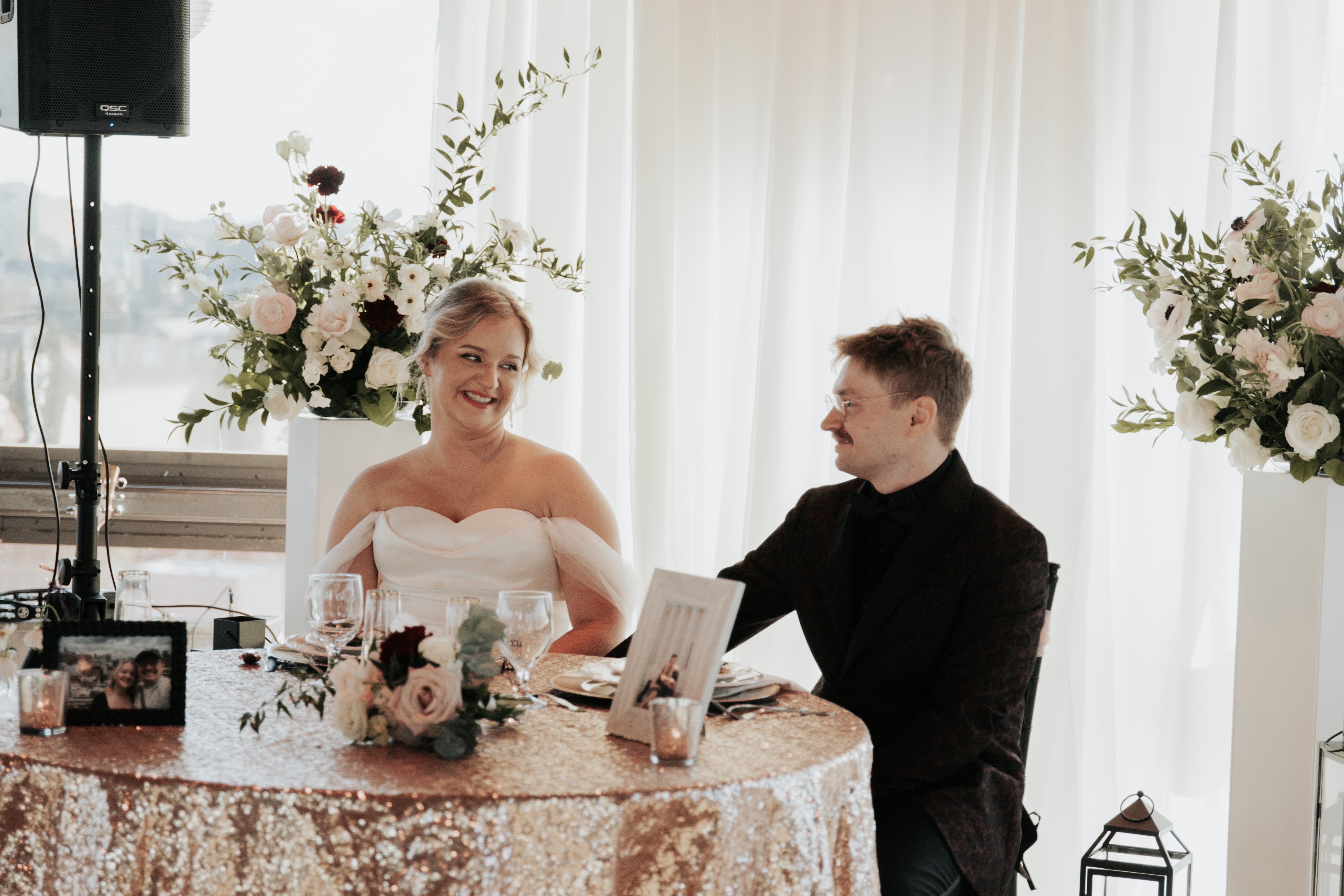 Real Poppy wedding — Savannah + Scott at Sunsphere Events