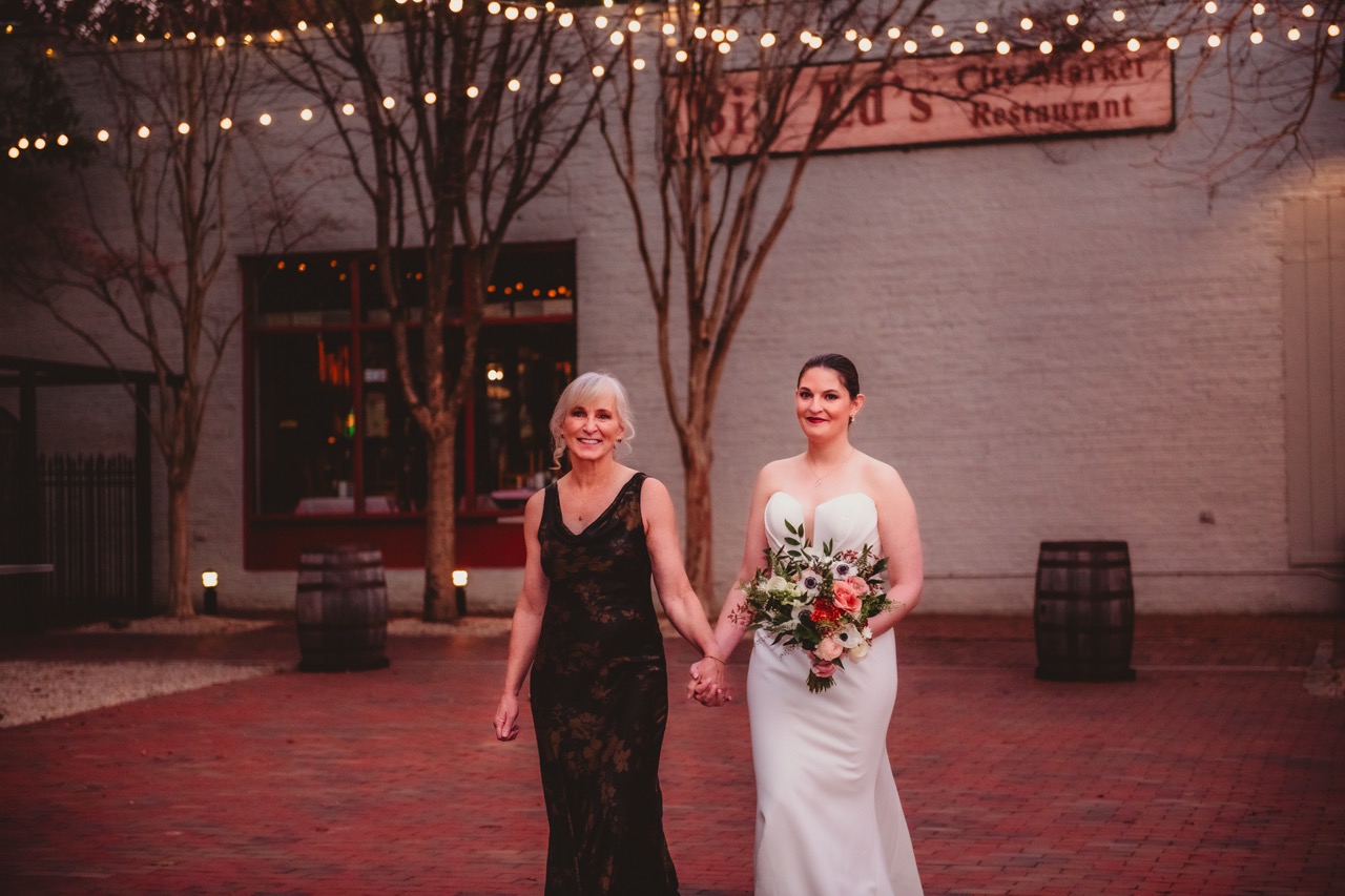 Real Poppy wedding — Lauren + Nic at The Grove