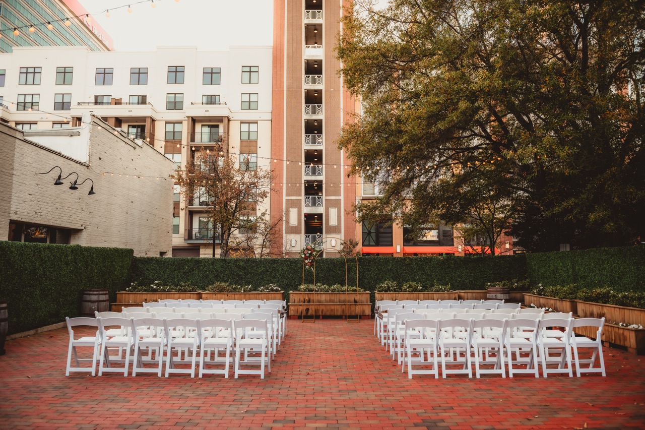 Real Poppy wedding — Lauren + Nic at The Grove