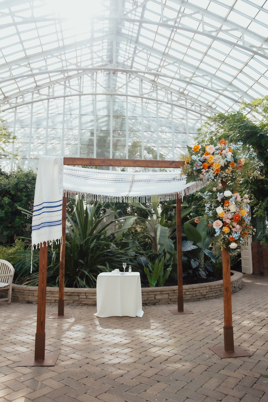 Real Poppy wedding — Rachel + Danny at Garfield Park Conservatory