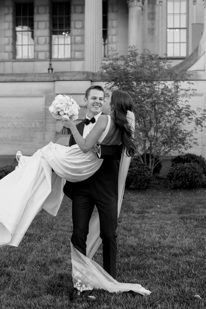 Real Poppy wedding — Erin + George at Larz Anderson House