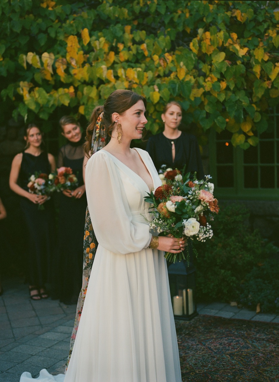 Real Poppy wedding — Katie + Justin at Willowdale Estate