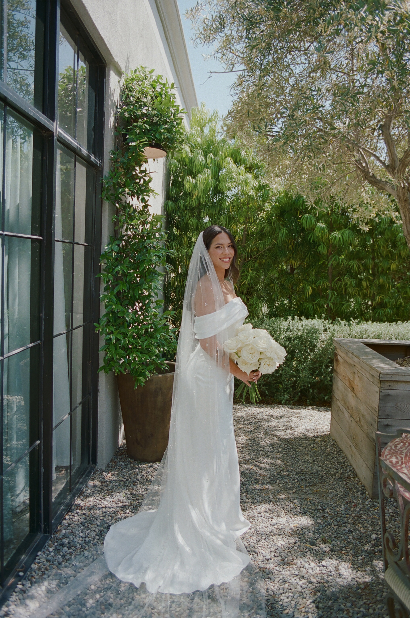 Real Poppy wedding — Thea + Stephen at The Harper