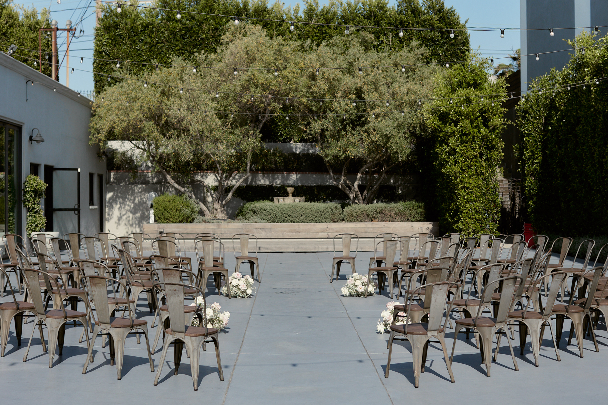 Real Poppy wedding — Thea + Stephen at The Harper