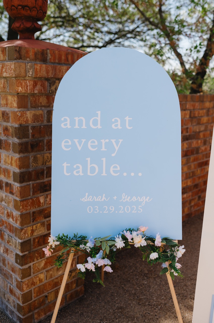 Real Poppy wedding — Sarah + George at Stoney Ridge Villa