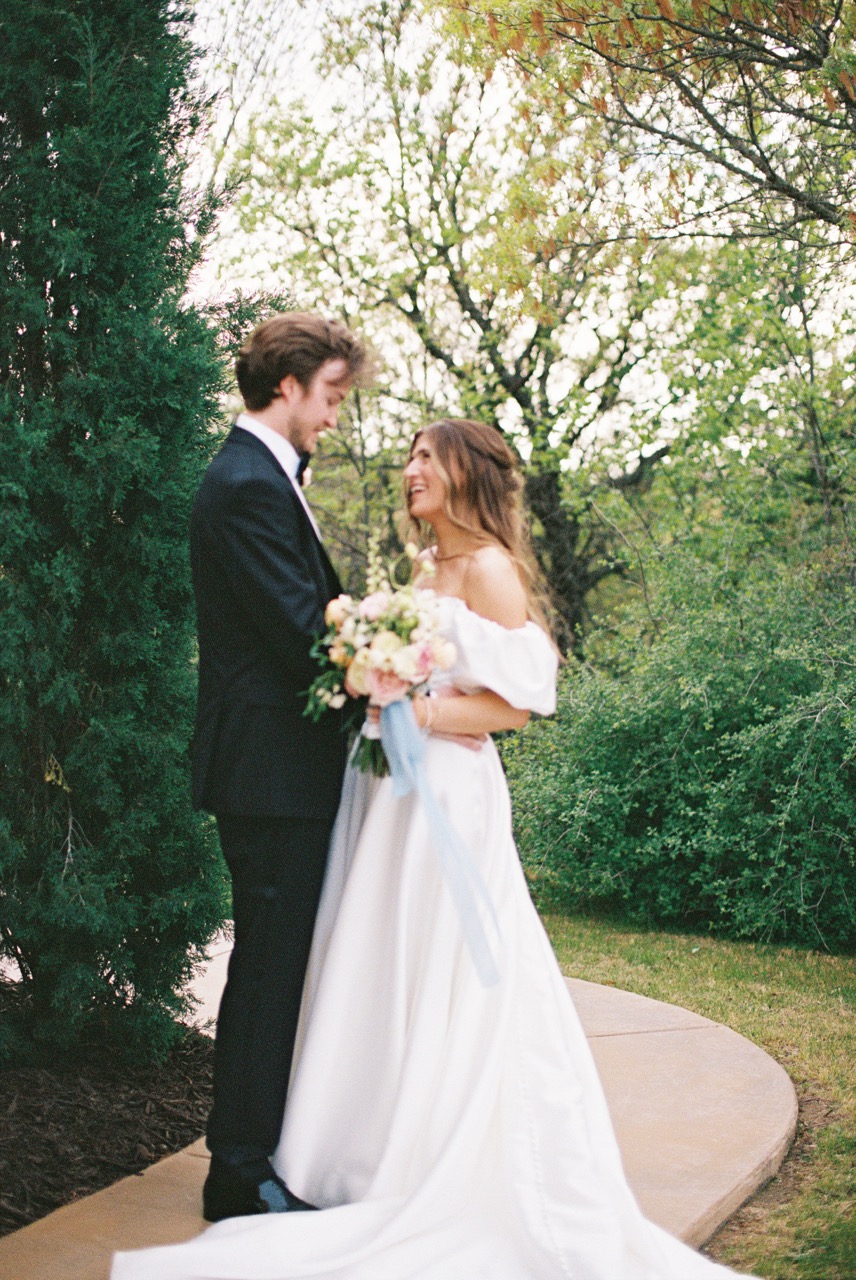 Real Poppy wedding — Sarah + George at Stoney Ridge Villa