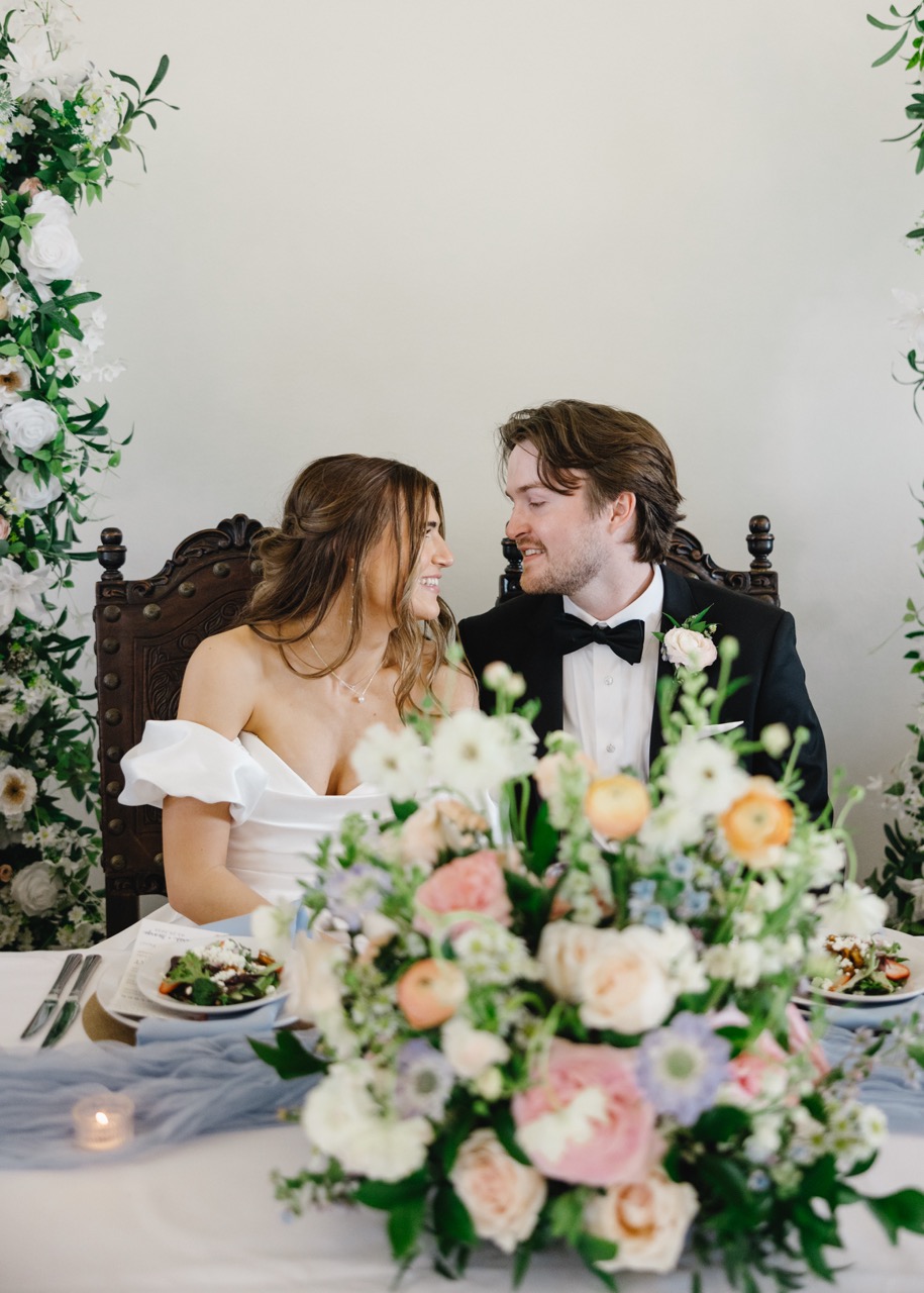 Real Poppy wedding — Sarah + George at Stoney Ridge Villa