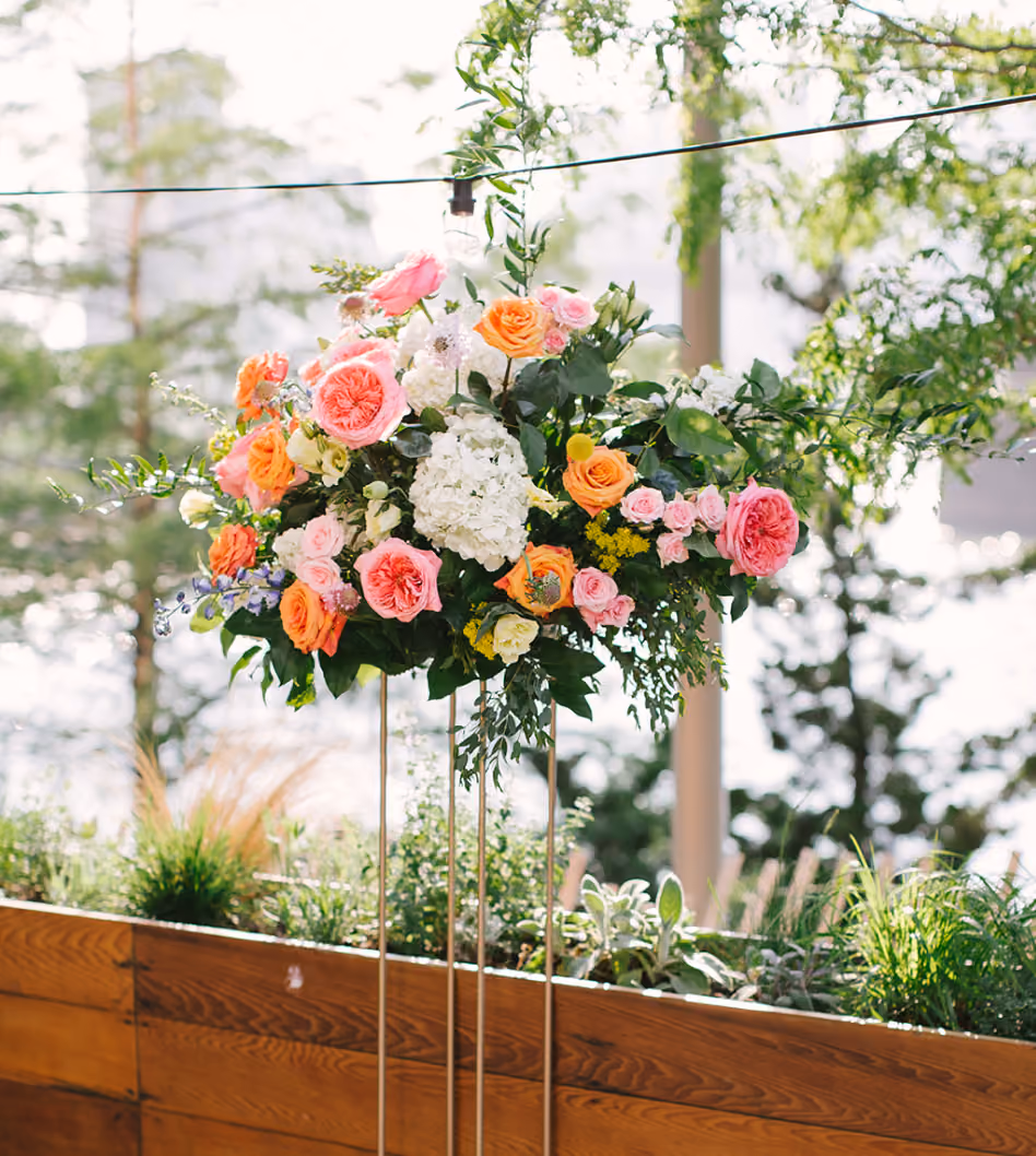 Tropical Luxe Flower Cloud