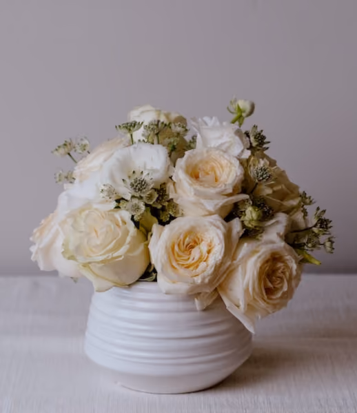 French Vanilla - Classic Centerpiece