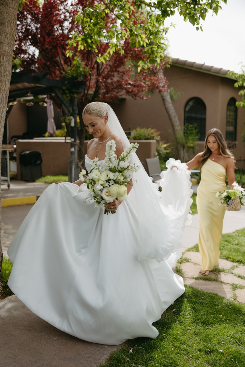 Real Poppy wedding — Madelyn + Tanner at Alcantara Vineyards and Winery