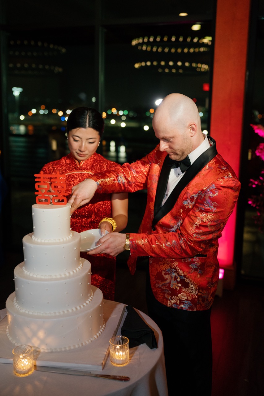 Real Poppy wedding — Helen + Tom at The View
