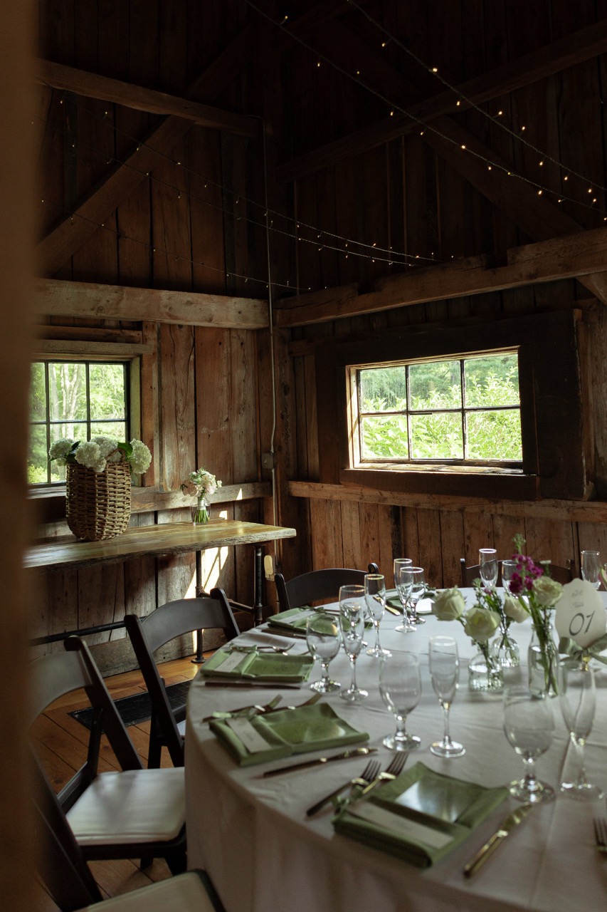 Real Poppy wedding — Jesse + Brad at The Barn on Walnut Hill