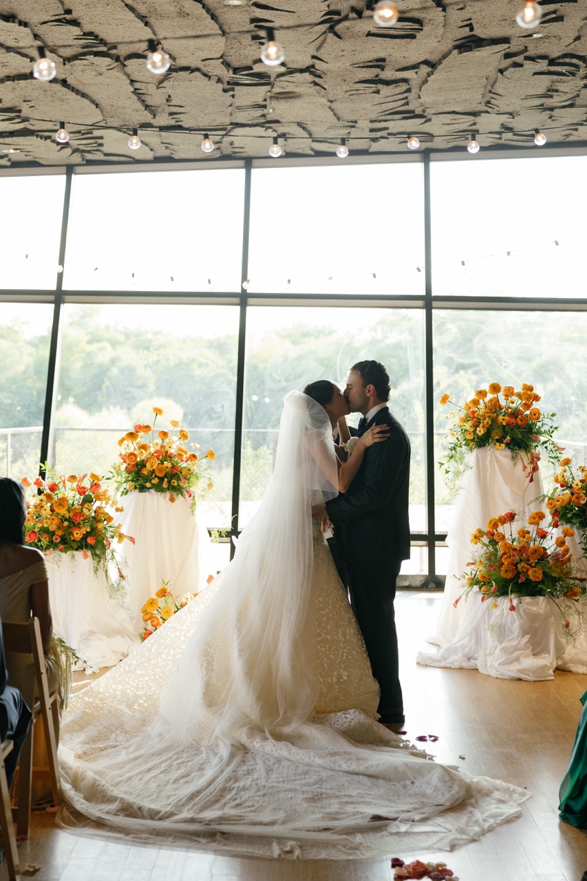 Real Poppy wedding — Averie + Elias at Trinity River Audubon Center