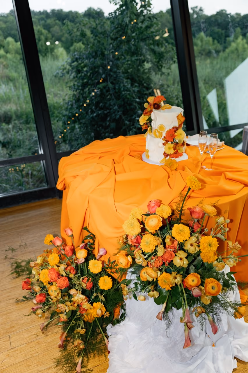 Real Poppy wedding — Averie + Elias at Trinity River Audubon Center