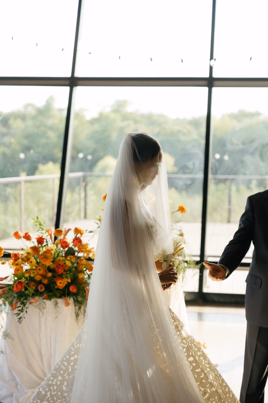 Real Poppy wedding — Averie + Elias at Trinity River Audubon Center