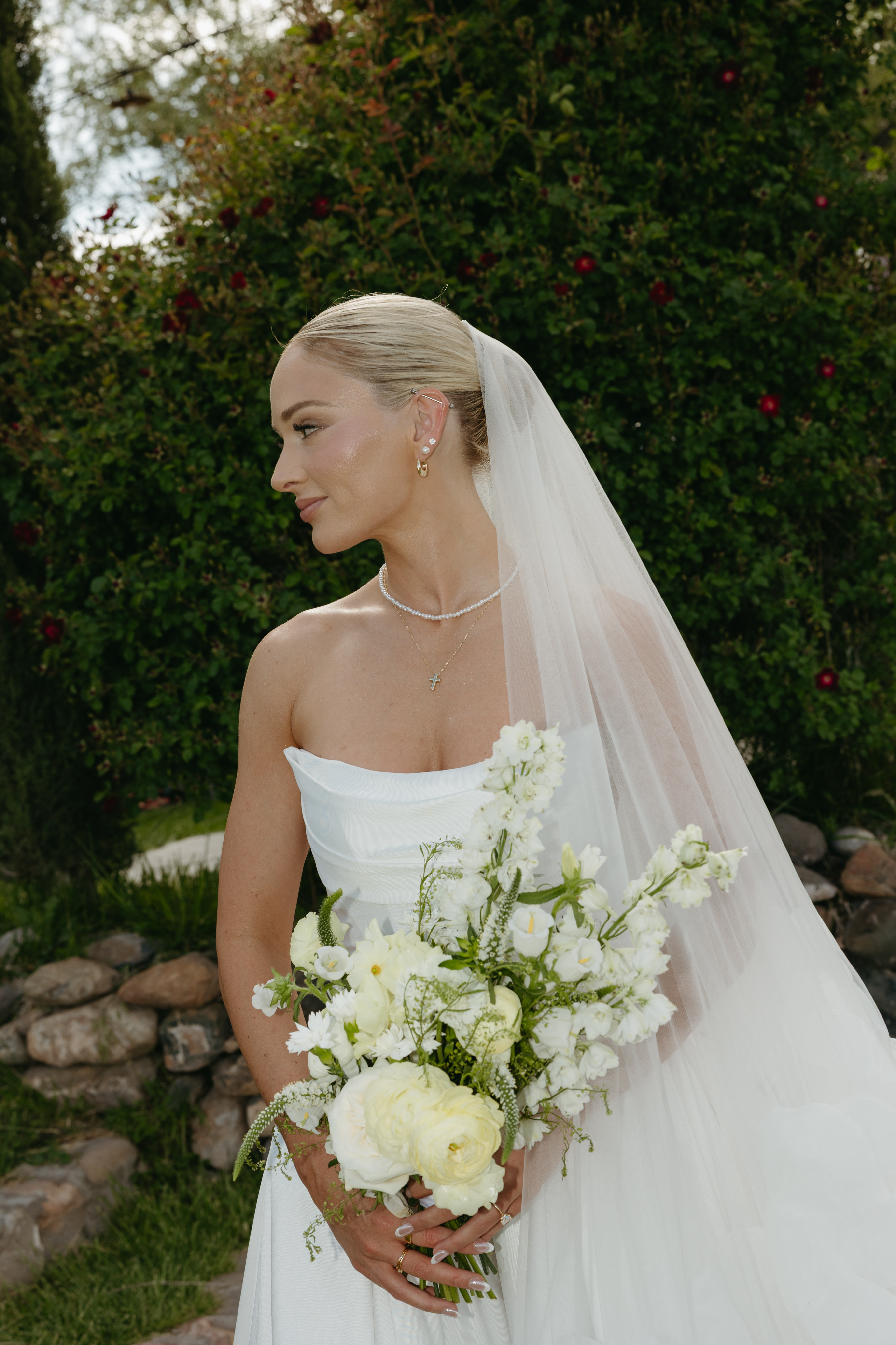modern-bridal-look