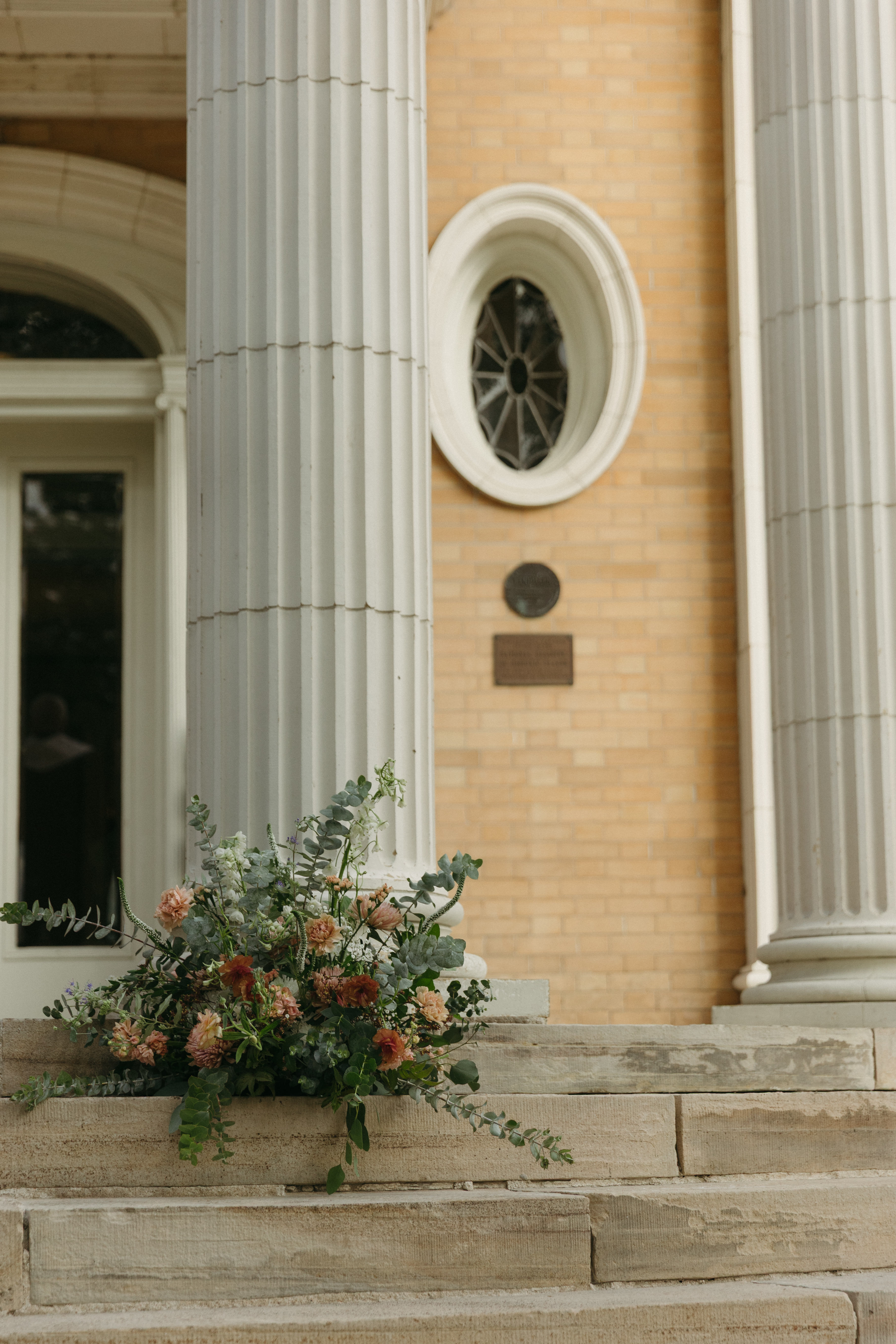 Real Poppy wedding — Isabel + Clayton at Grant-Humphreys Mansion
