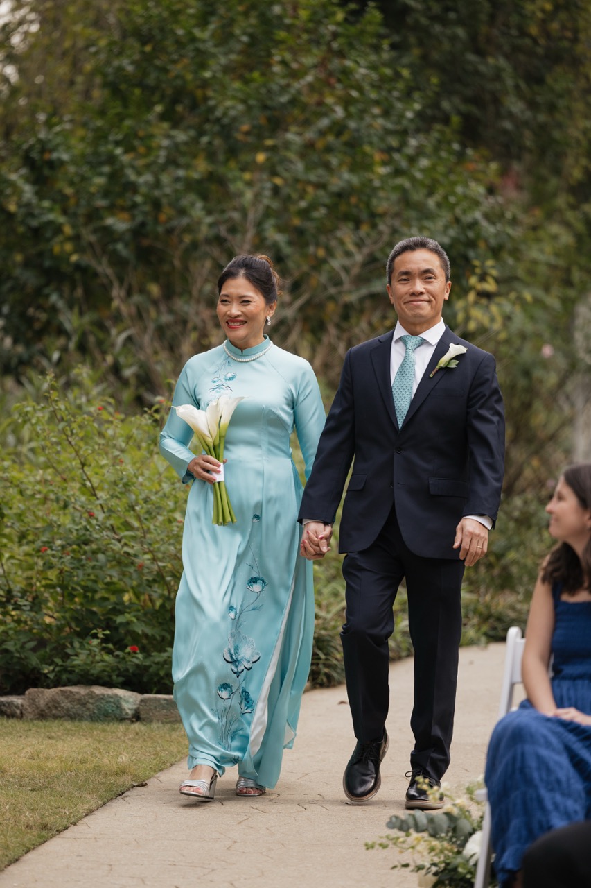 Real Poppy wedding — Bri + Minh at Paula & Morgan Charles