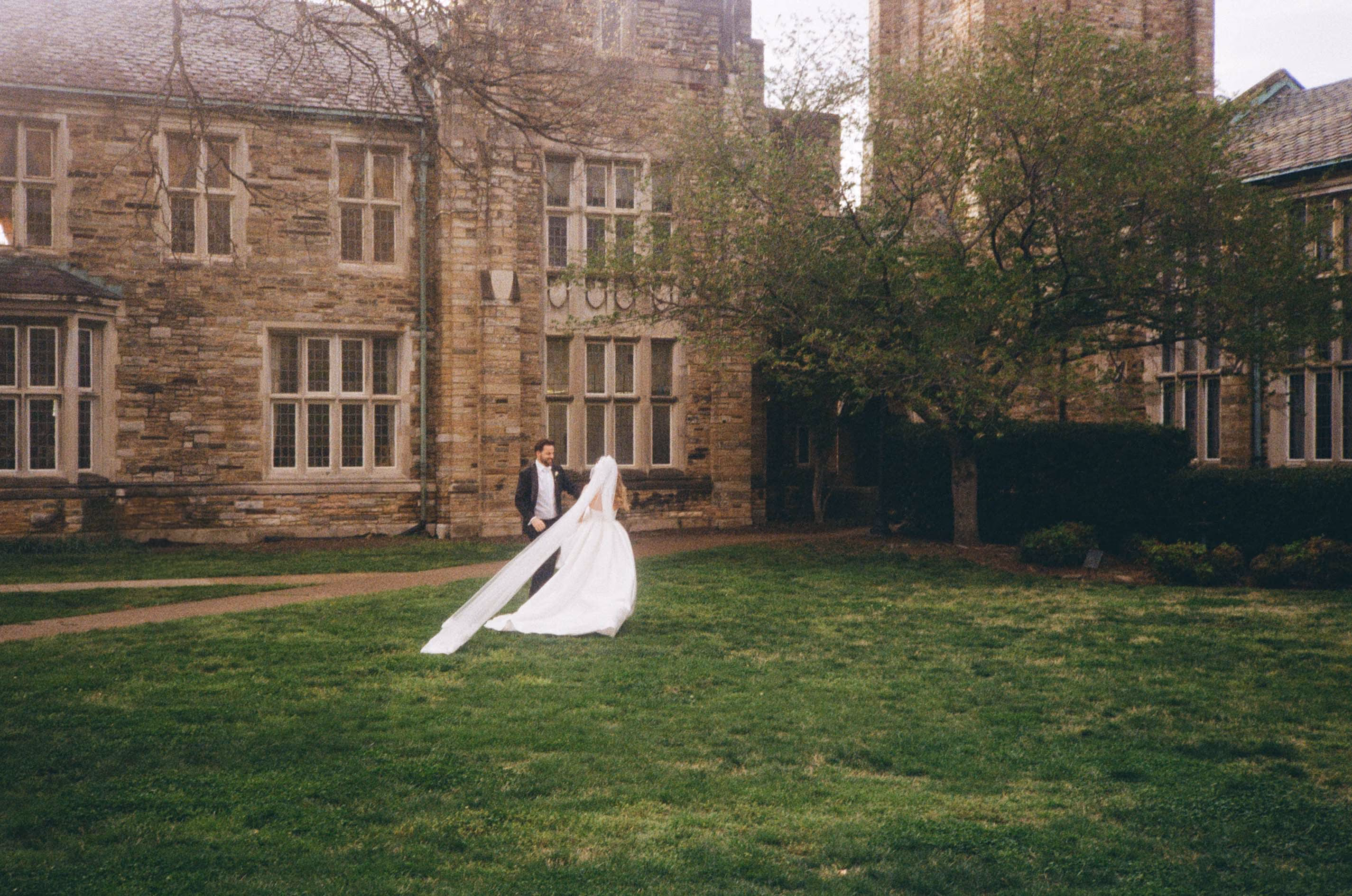 Hermitage Hotel Nashville wedding with elegant floral design