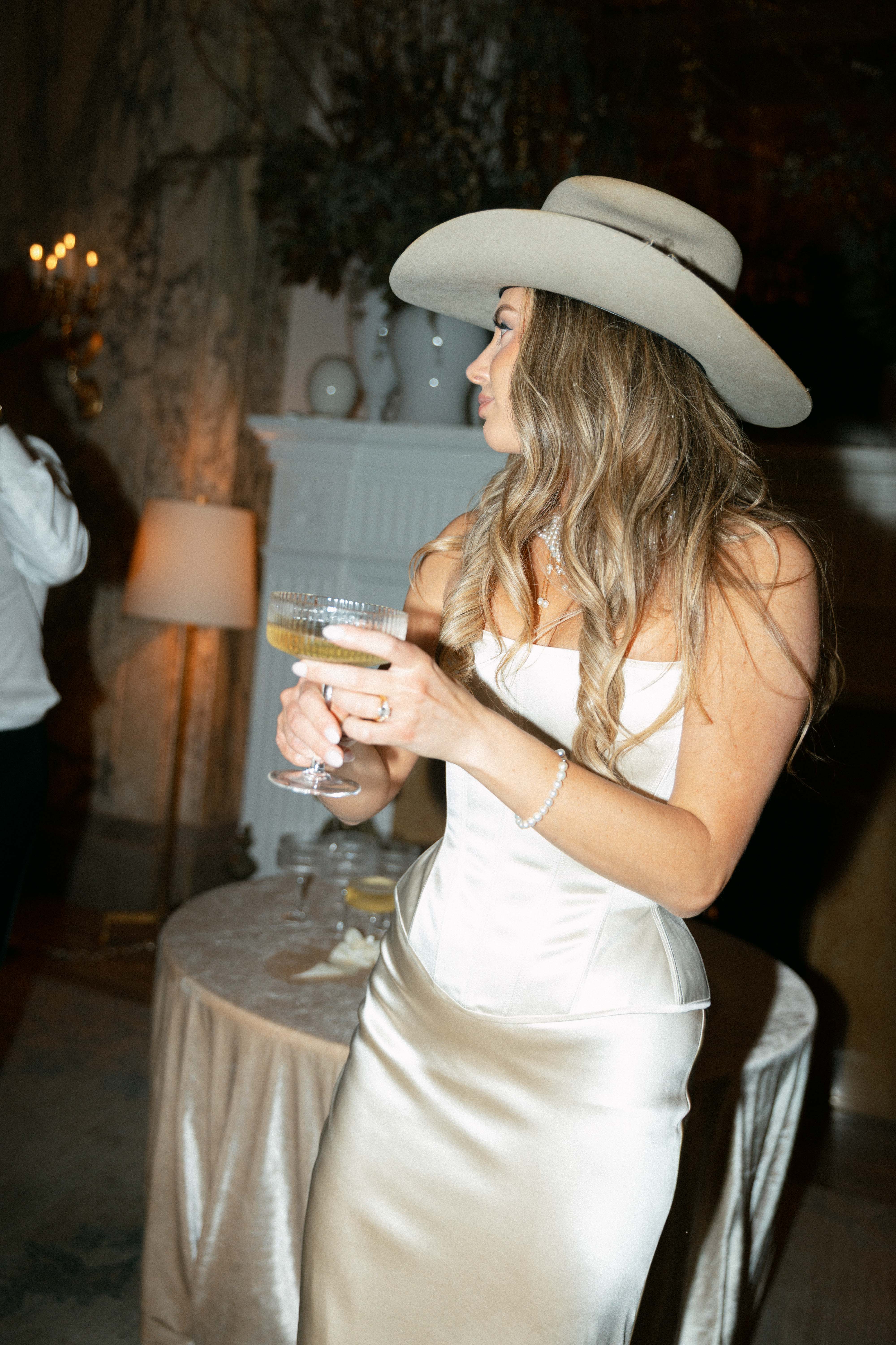 Nashville bride with cowboy hat
